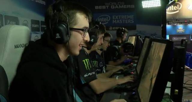 国内联赛中 国内联赛中