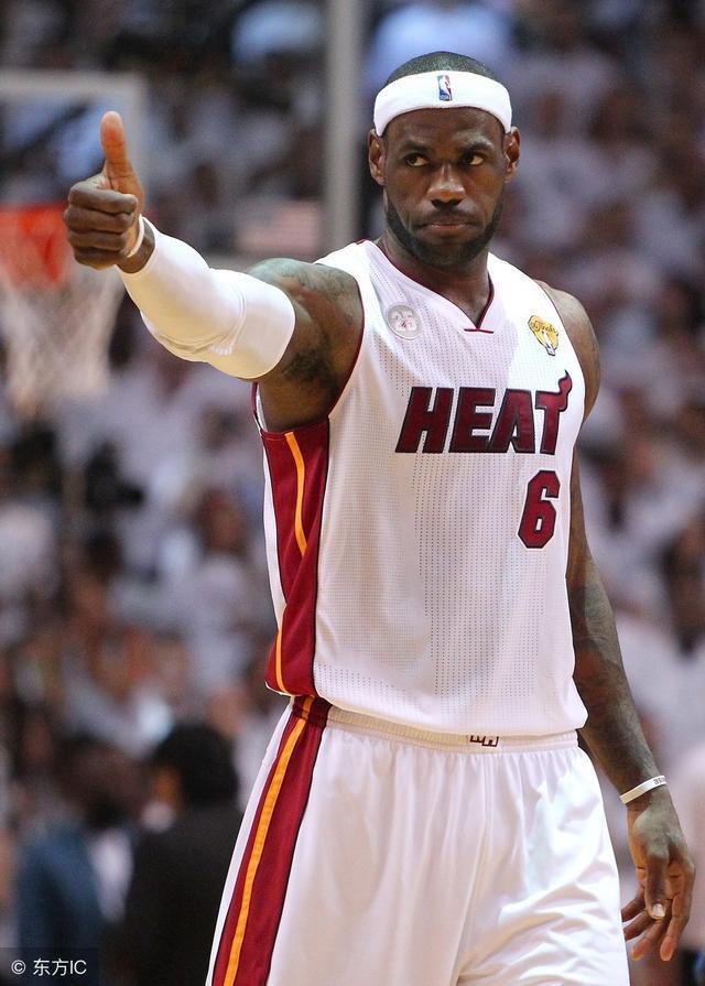 凯恩背后的 凯恩背后的