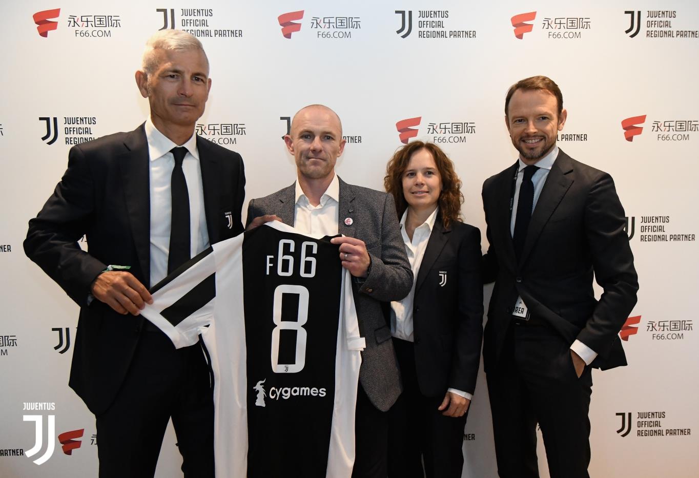 创作者与公 创作者与公